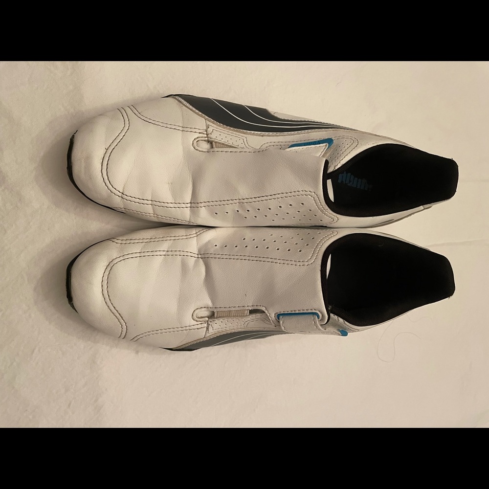 Puma tennis shoes
